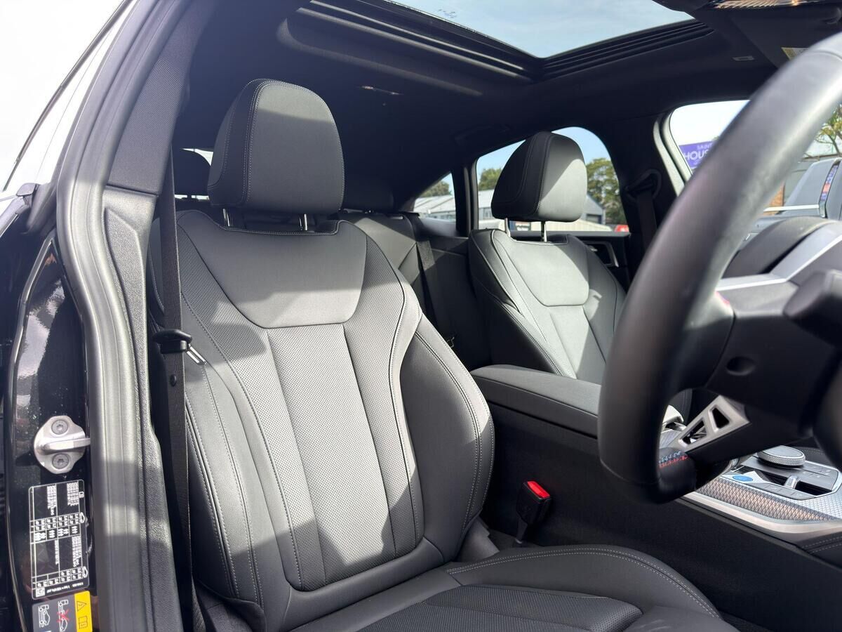 BMW i4 i4 Gallery Image