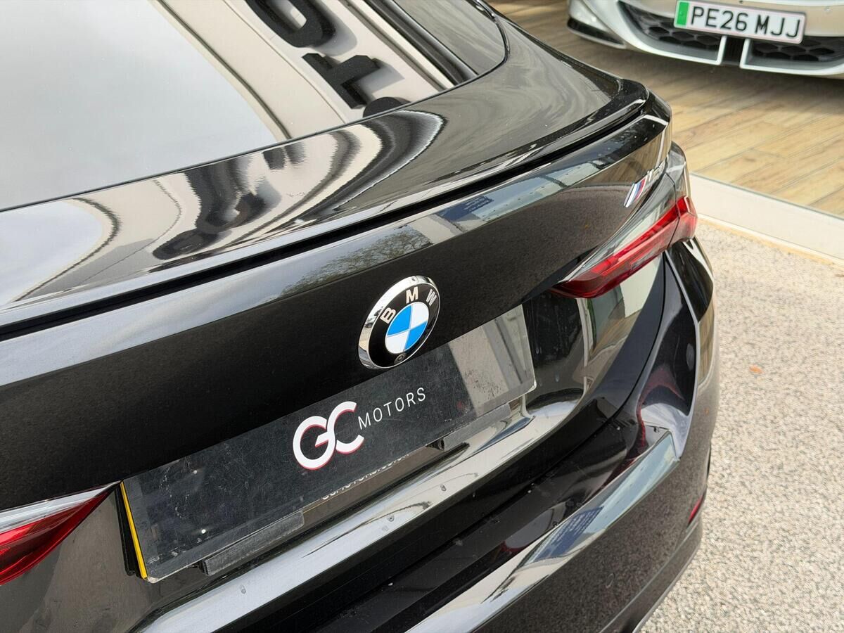 BMW i4 i4 Gallery Image