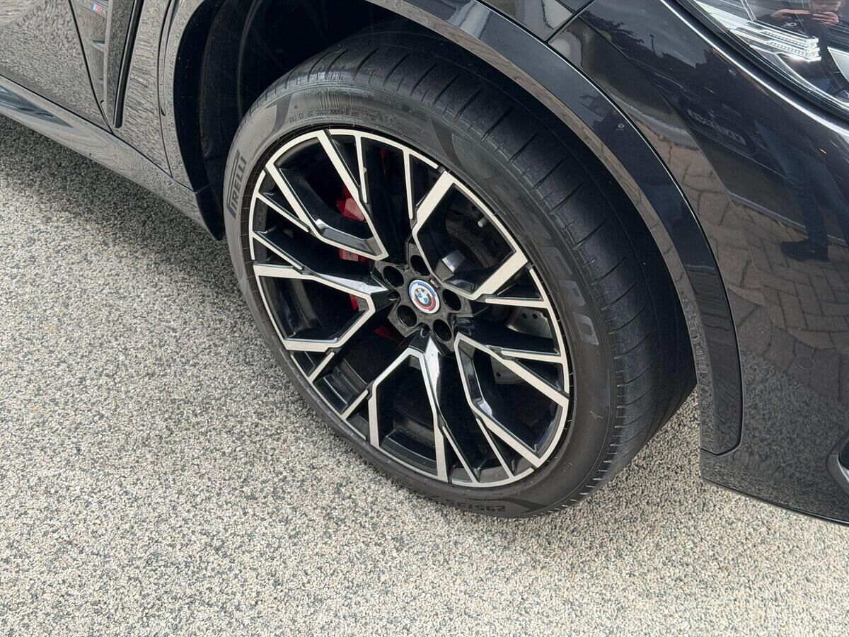 BMW X5 M X5 M Gallery Image
