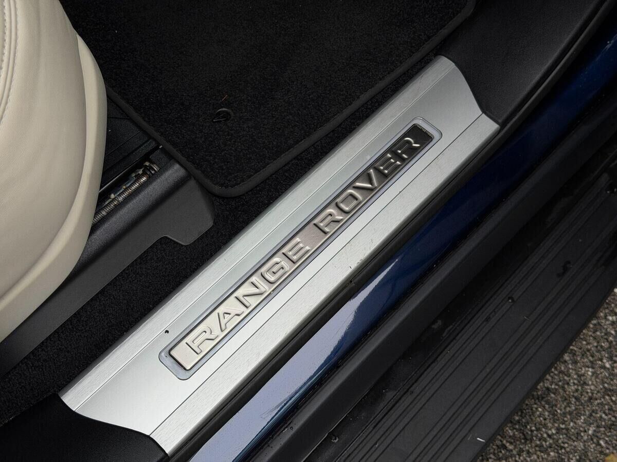 Land Rover Range Rover Range Rover Gallery Image