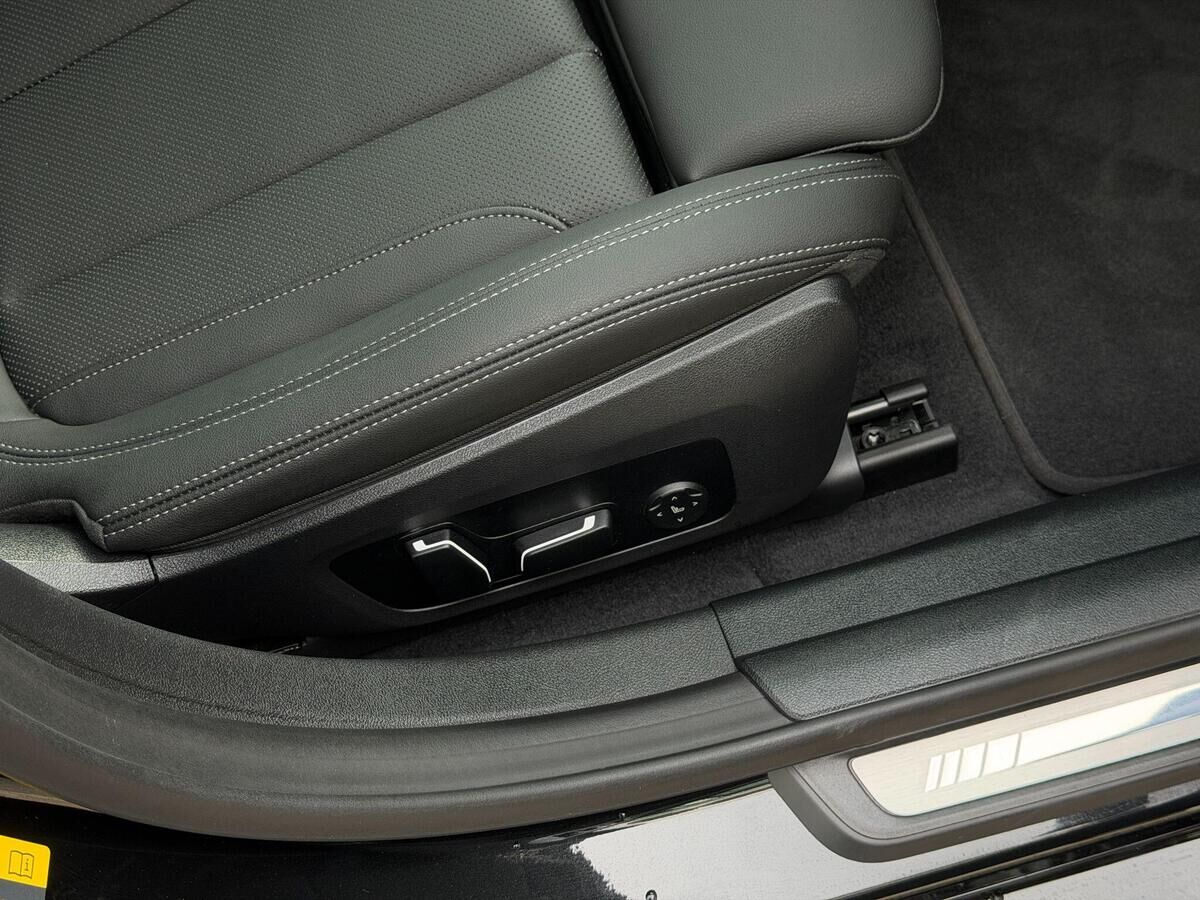 BMW i4 i4 Gallery Image