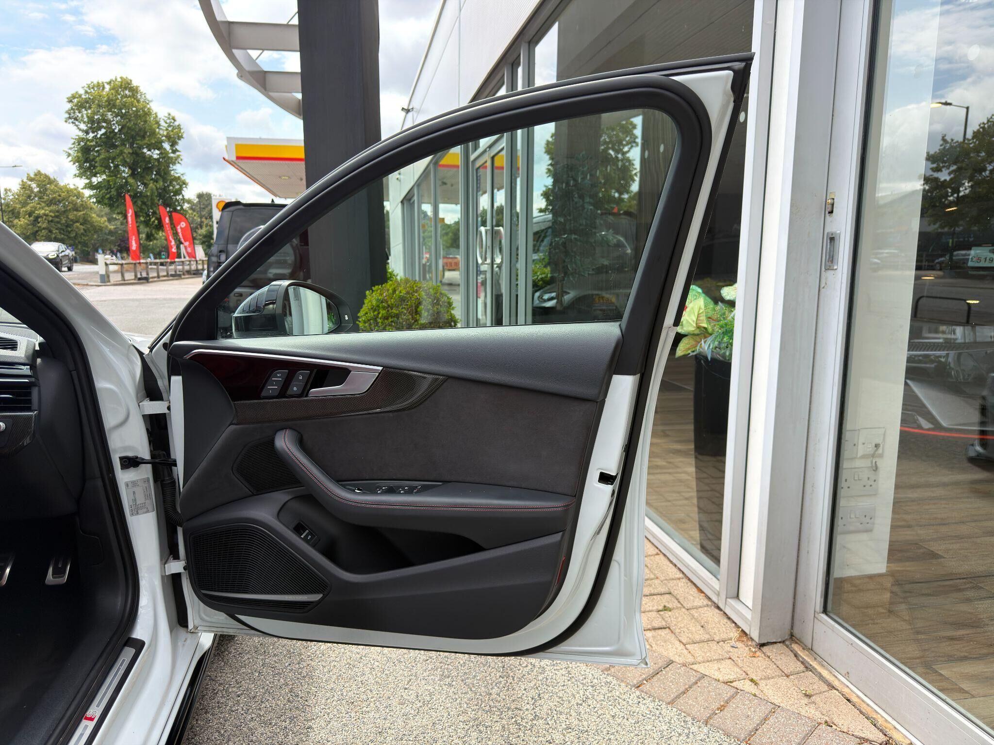 Audi S4 S4 Gallery Image