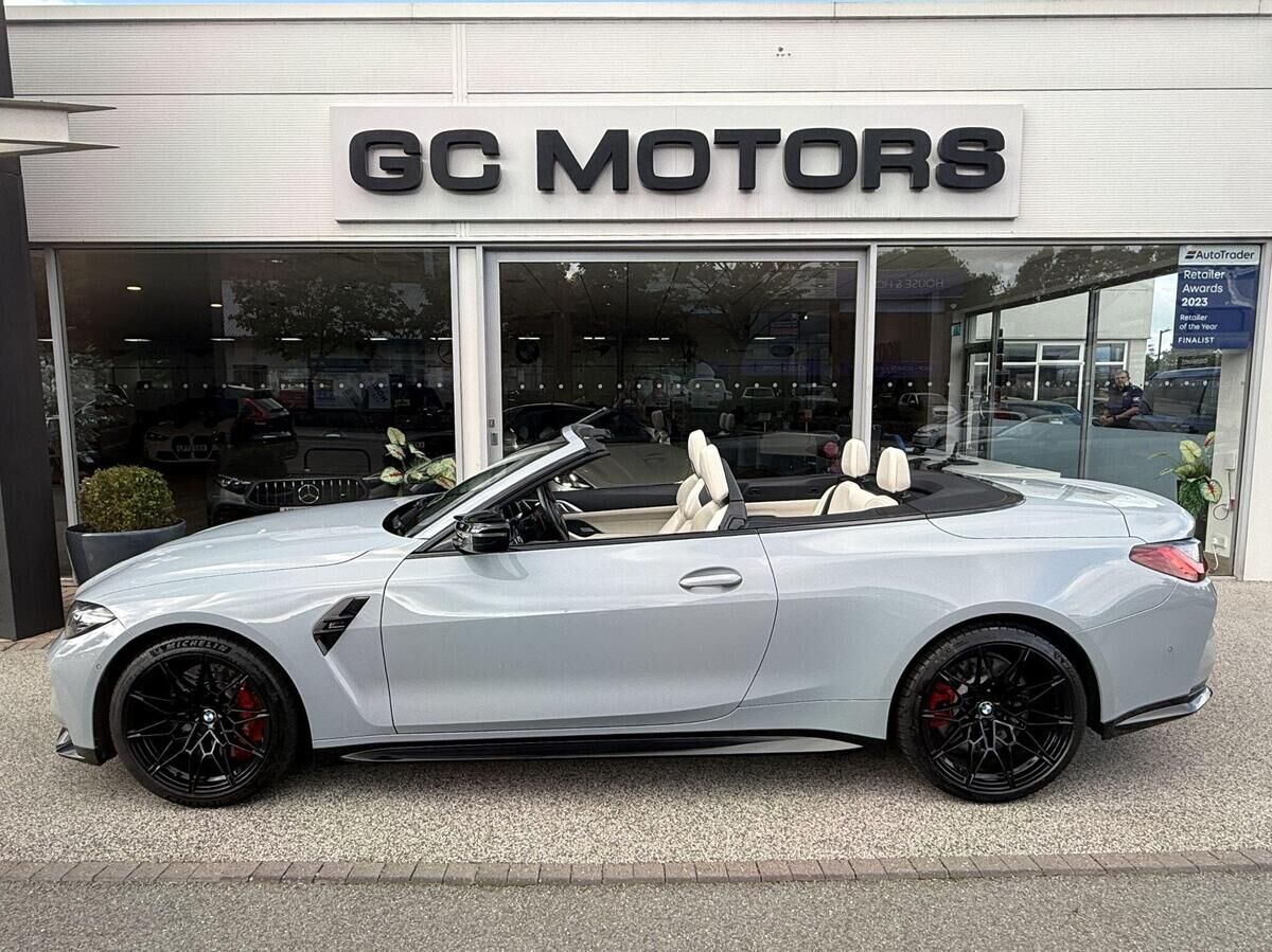 BMW M4 M4 Gallery Image