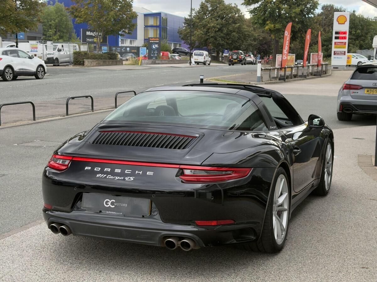 Porsche 911 911 Gallery Image