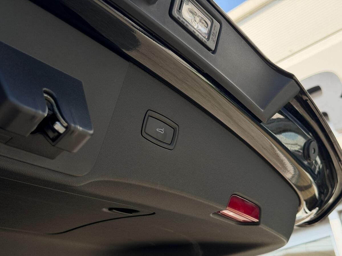 Porsche Cayenne Cayenne Gallery Image