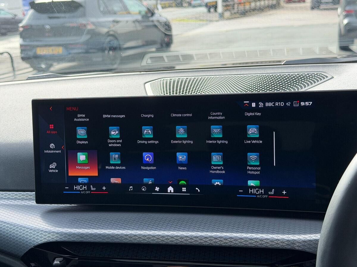 BMW i4 i4 Gallery Image