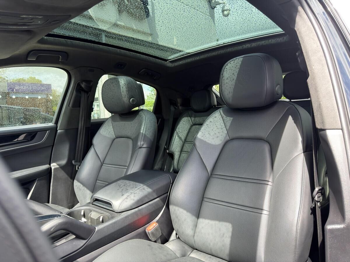 Porsche Cayenne Cayenne Gallery Image