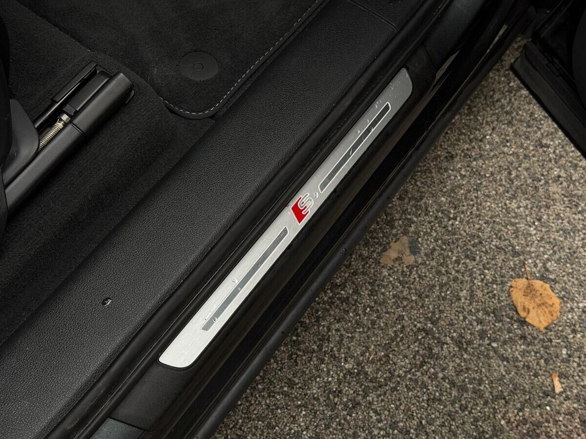 Audi SQ7 SQ7 Gallery Image