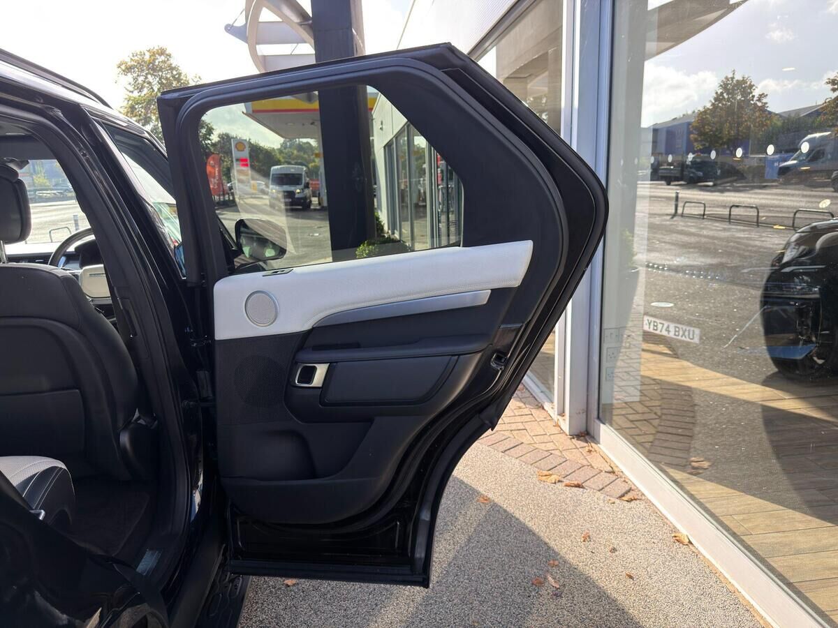 Land Rover Discovery Discovery Gallery Image