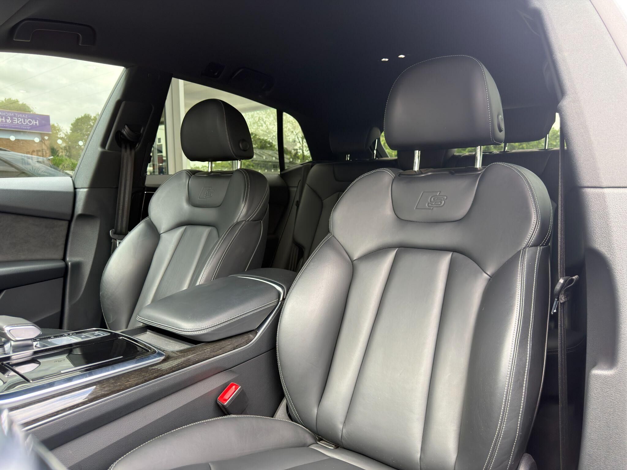 Audi Q8 Q8 Gallery Image