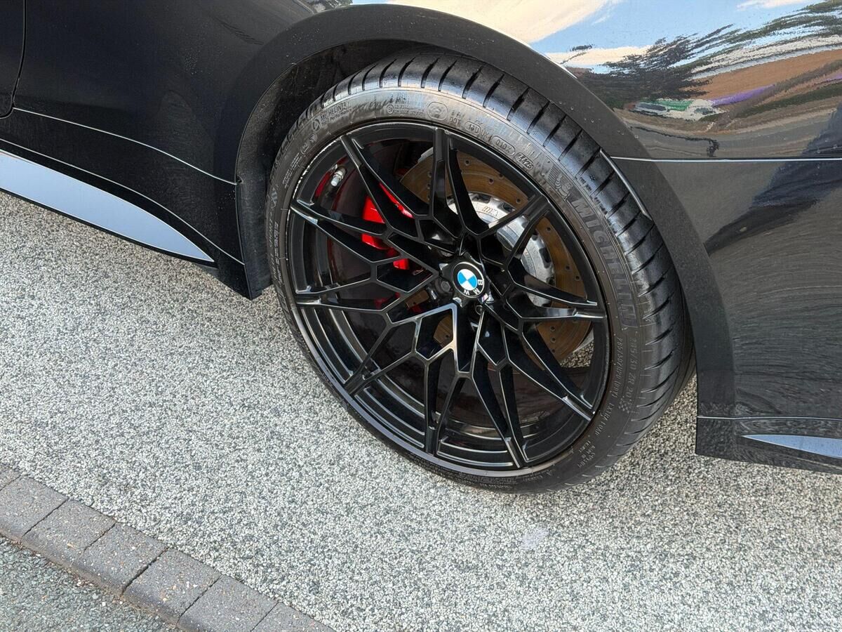 BMW M4 M4 Gallery Image