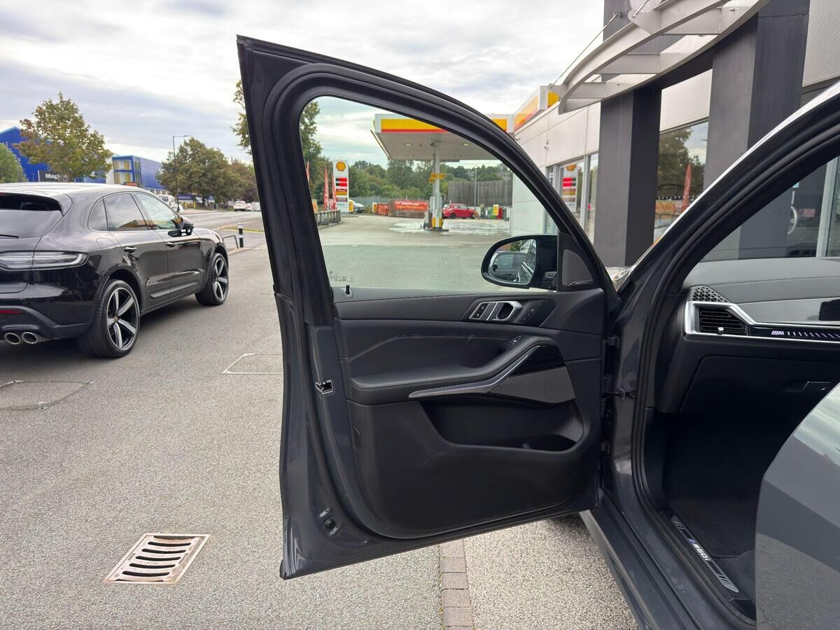 BMW X7 X7 Gallery Image