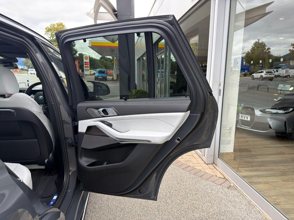BMW X5 X5 Gallery Image