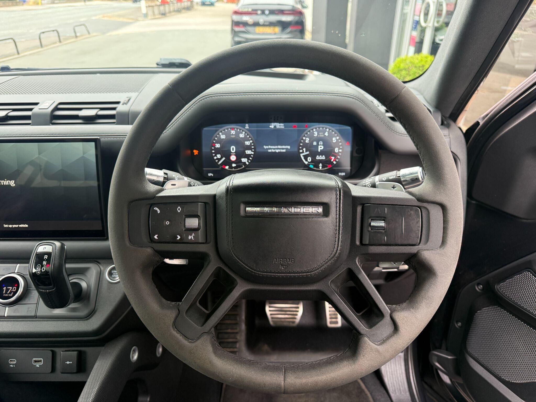 Land Rover Defender 90 Defender 90 Gallery Image