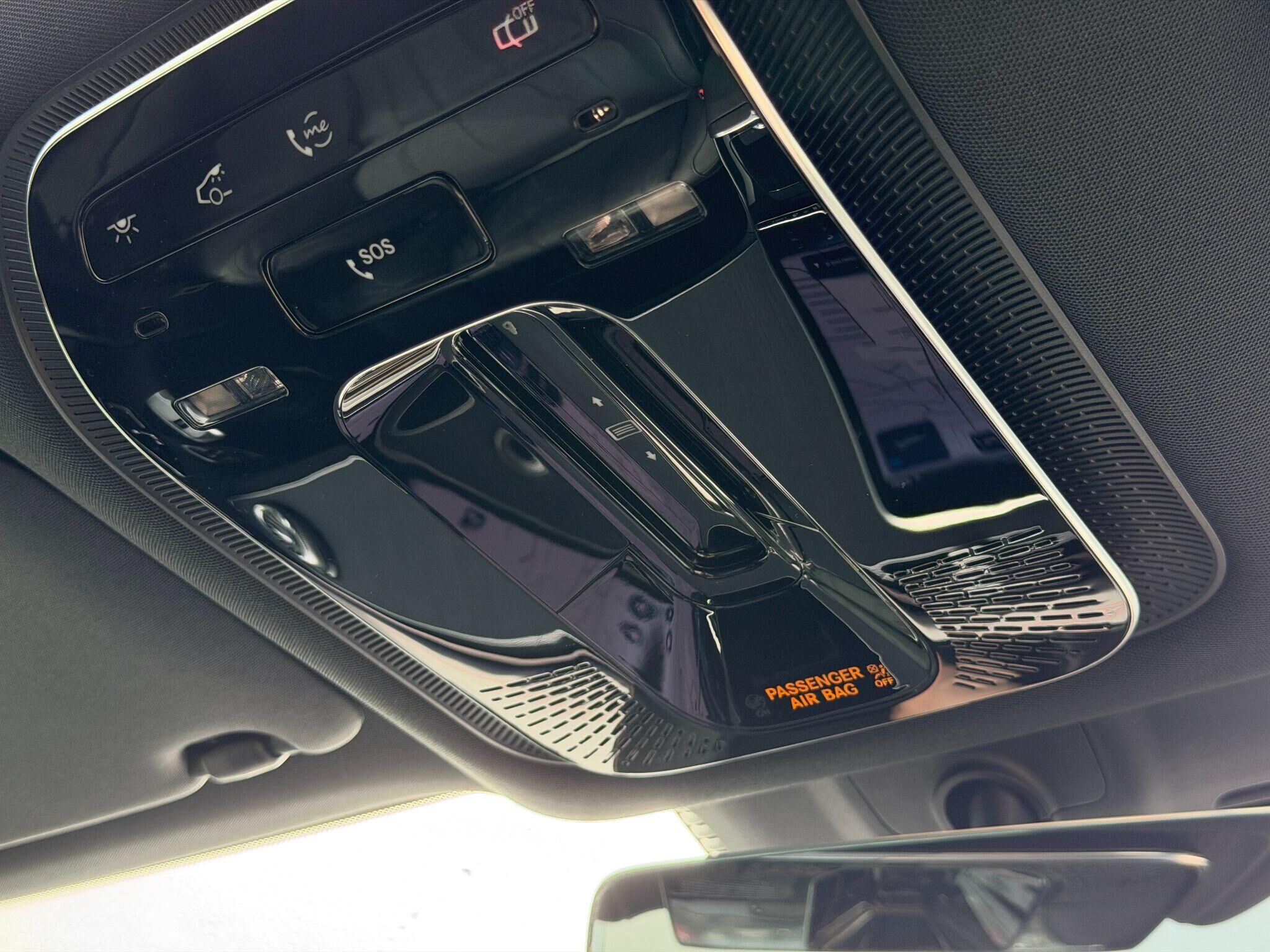 Mercedes-Benz EQE EQE Gallery Image