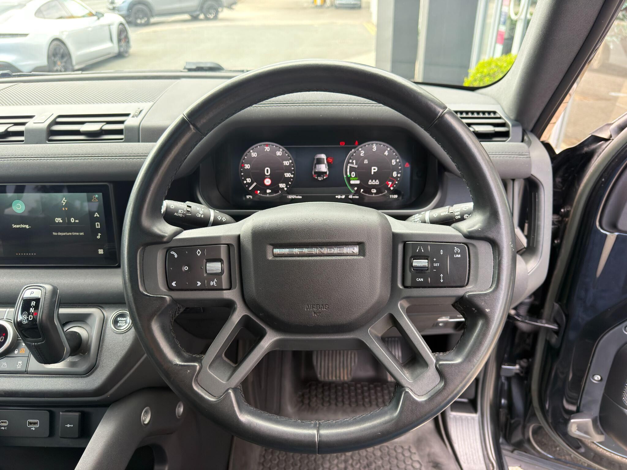 Land Rover Defender 110 Defender 110 Gallery Image