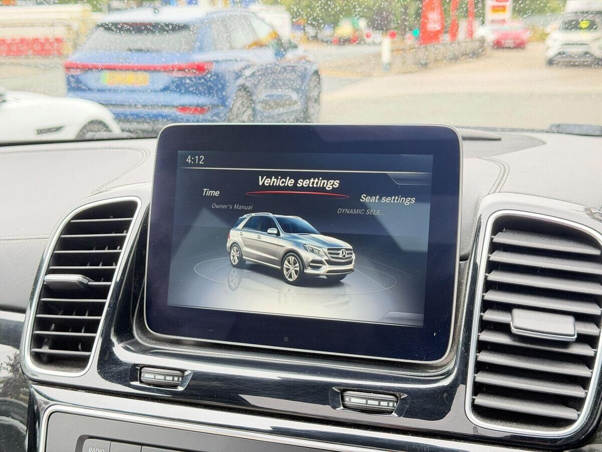Mercedes-Benz GLE GLE Gallery Image