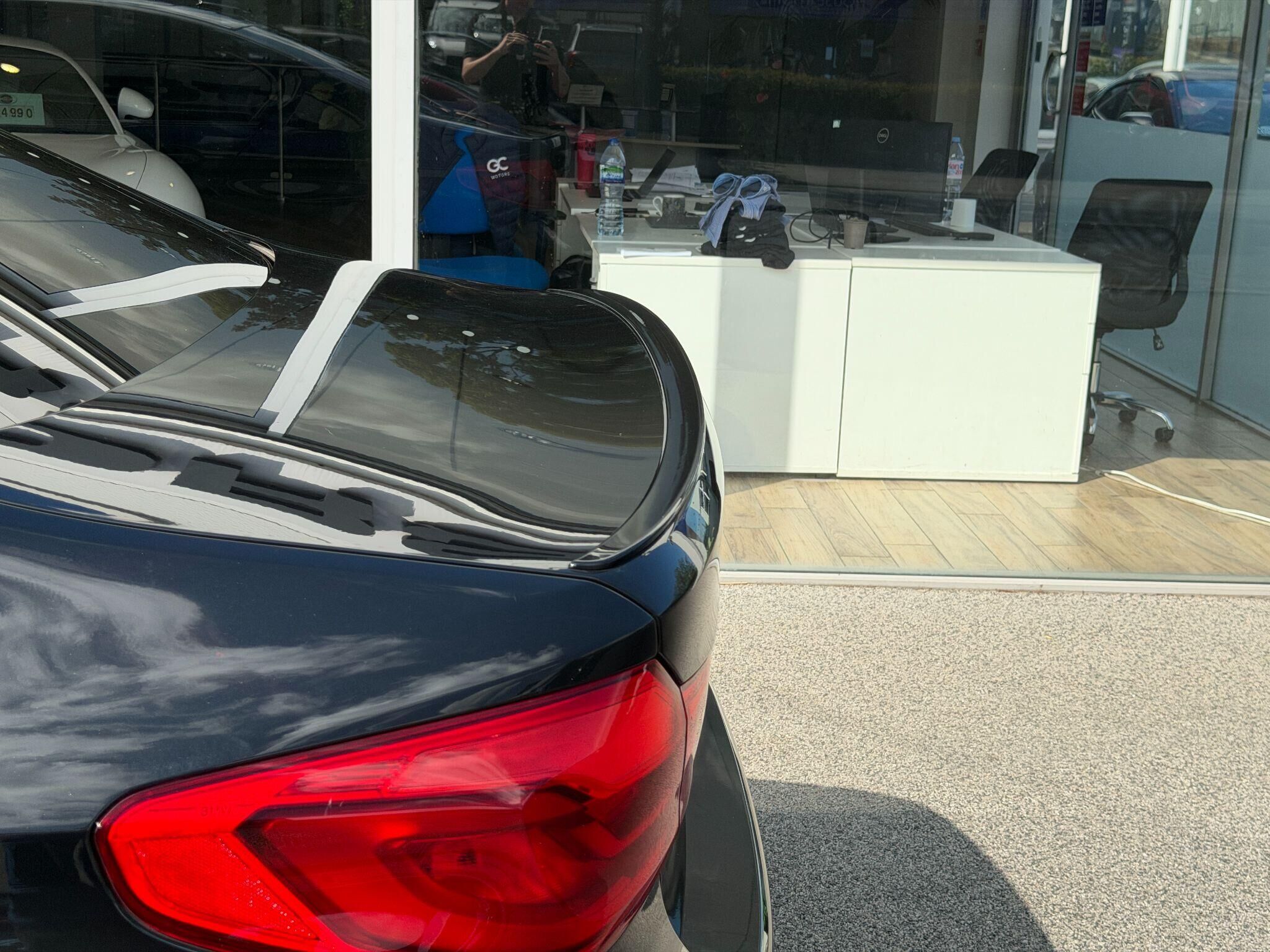 BMW M5 M5 Gallery Image