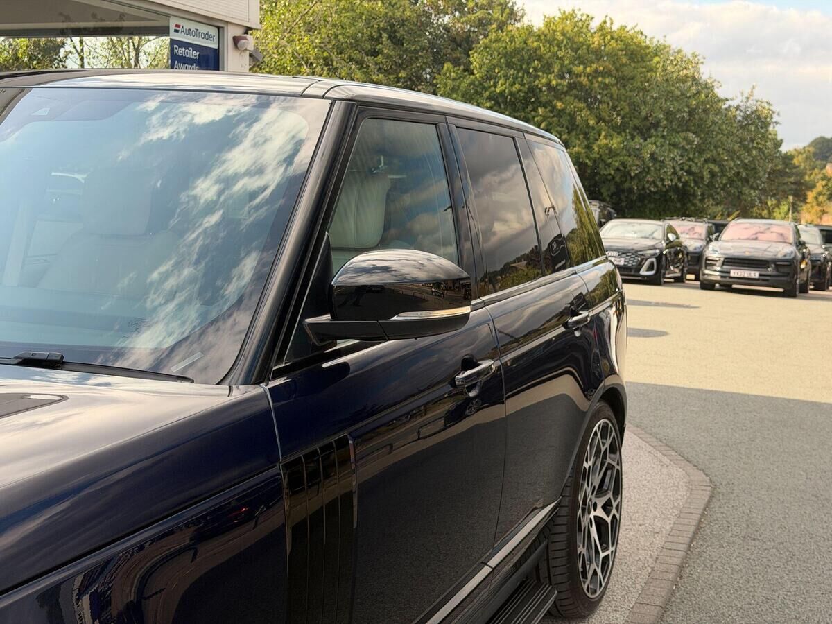 Land Rover Range Rover Range Rover Gallery Image