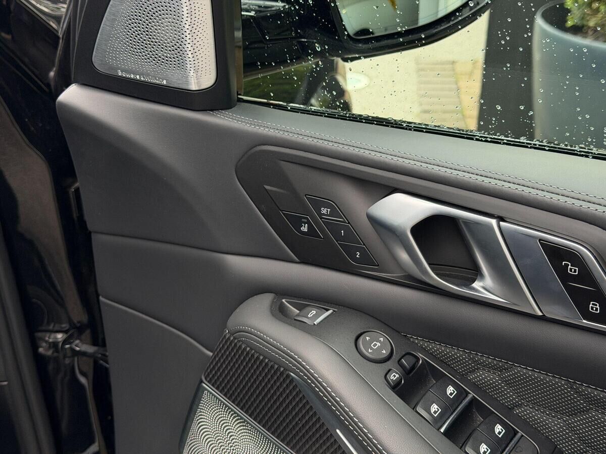 BMW X5 M X5 M Gallery Image