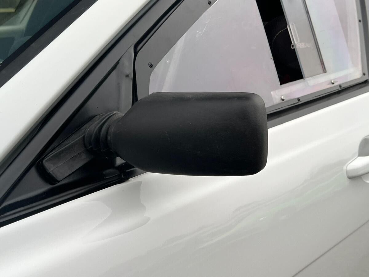 Jaguar XE XE Gallery Image
