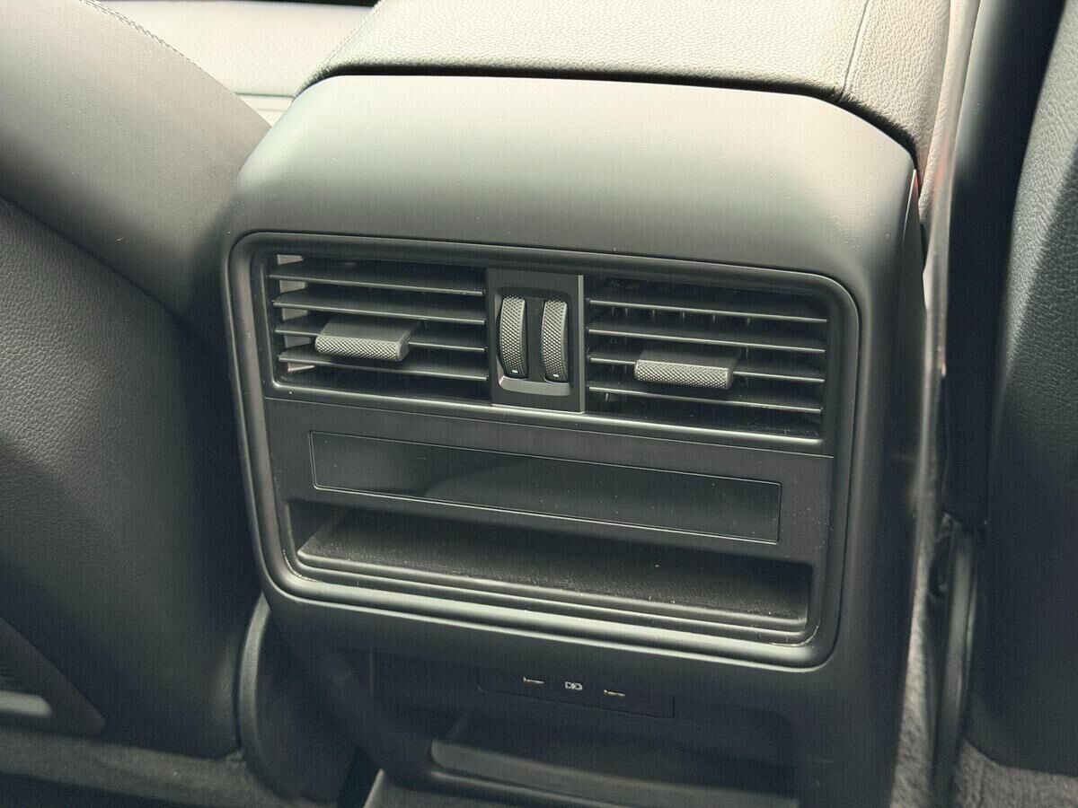 Porsche Cayenne Cayenne Gallery Image